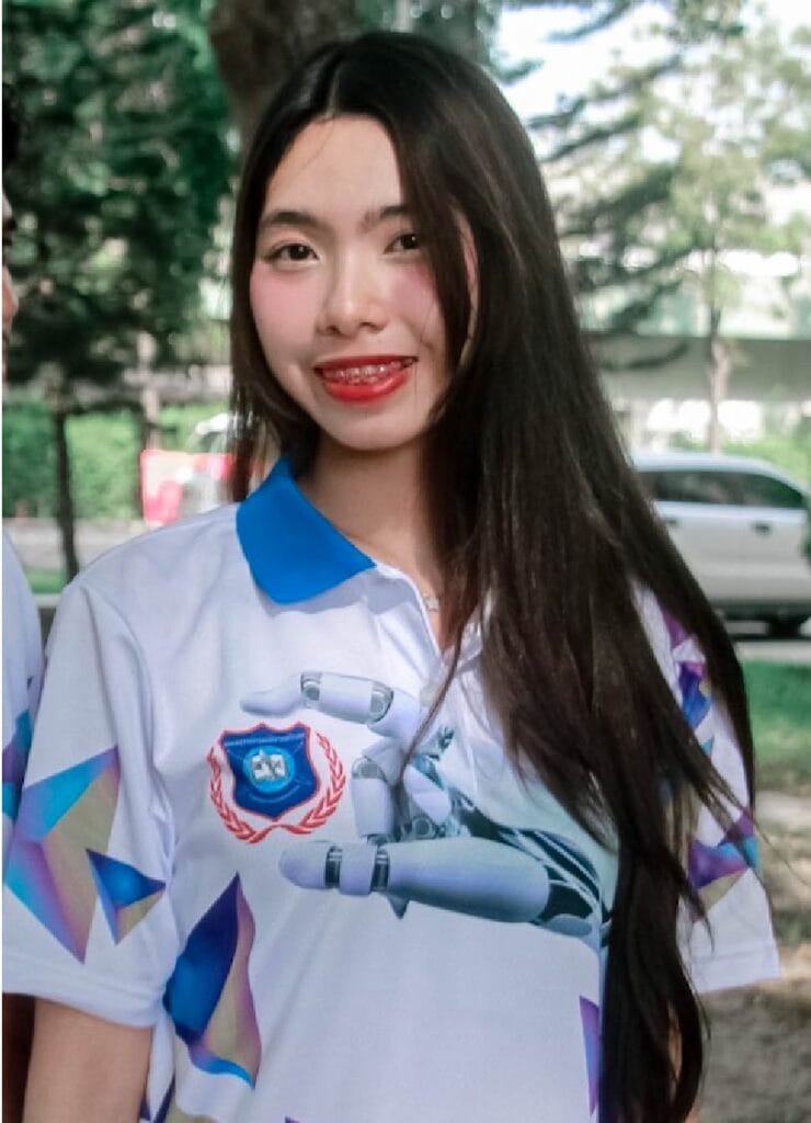 Smile-Pic-04-740x1024 - Sabuygarment เสื้อลายสวยๆ